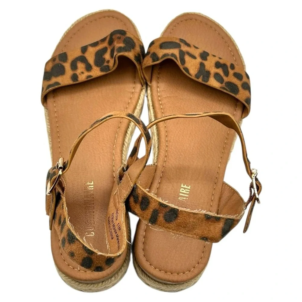 Cushionaire Leopard Print Espadrille Platform Sandals Ankle Strap Wedge Size 11M